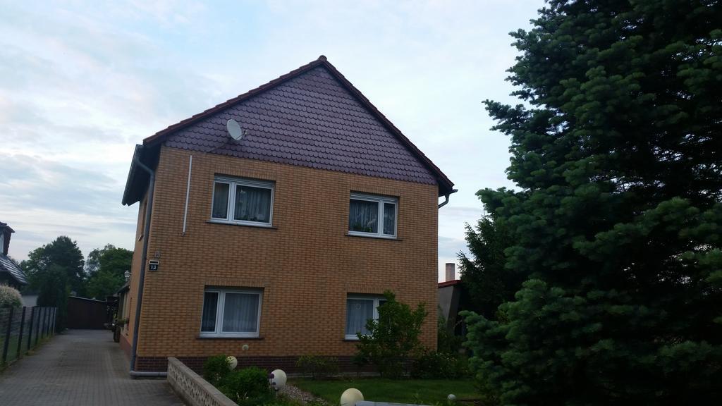 Fewo Schuetz Langewahl Ruang foto